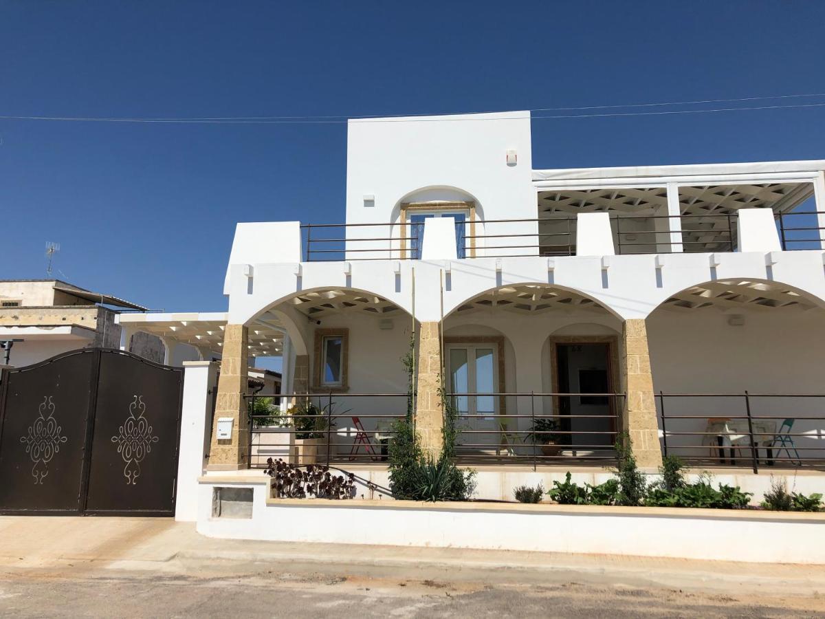 Tramontana Tre Archi B&B Torre Suda Kültér fotó